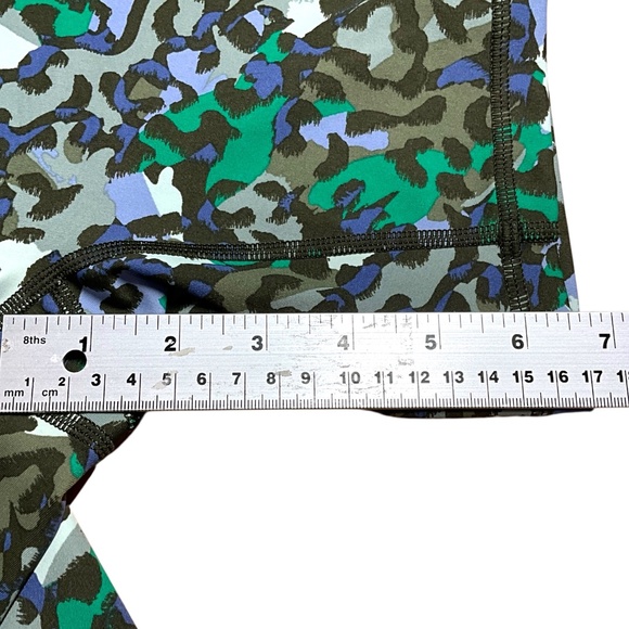 AERIE OFFLINE Camo Bike Shorts w/ Side Leg Pockets US Sz XXL - Picture 7 of 10